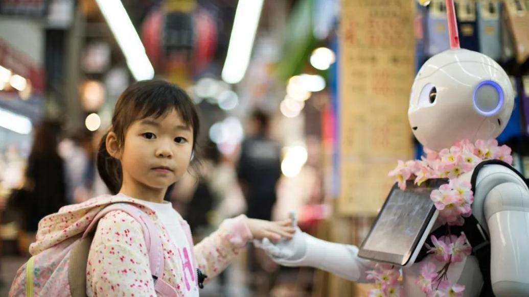 人工智能价值对齐的哲学审视：应对欺骗性价值对齐的共生逻辑