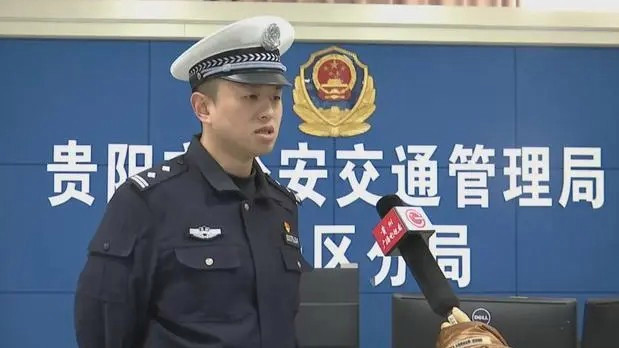 交警粗暴执法引众怒？事实并非如此