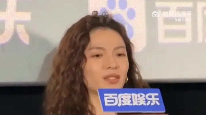 钟楚曦谈对恋爱的独特见解：喜欢恋爱不是病