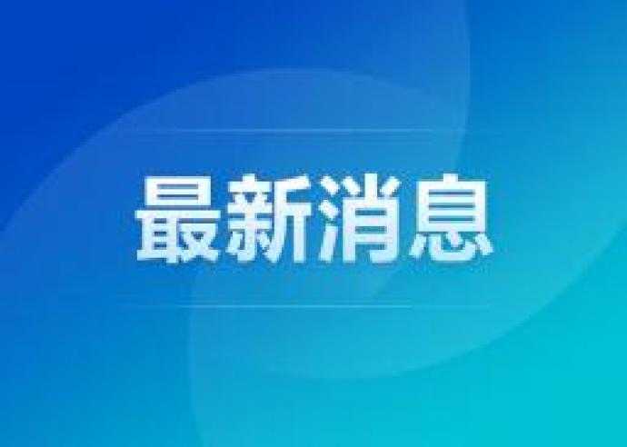 云南曲靖俩网红直播“剧本秀”装打架，被巡逻民警制止并拘留