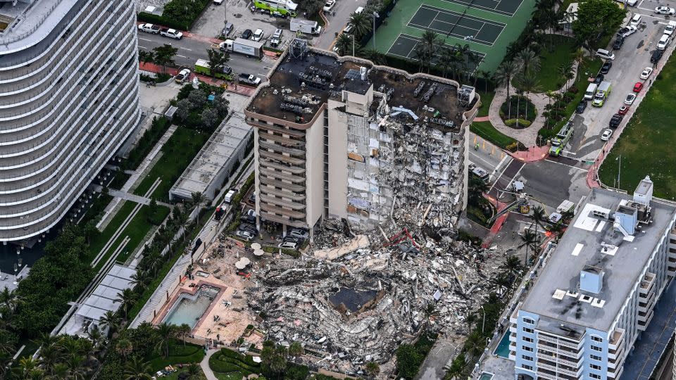 迈阿密海滩数十栋豪华建筑正在下沉，下沉速度惊人