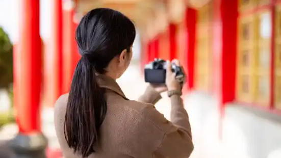 随手拍照片竟成泄密源头，警惕身边的保密风险