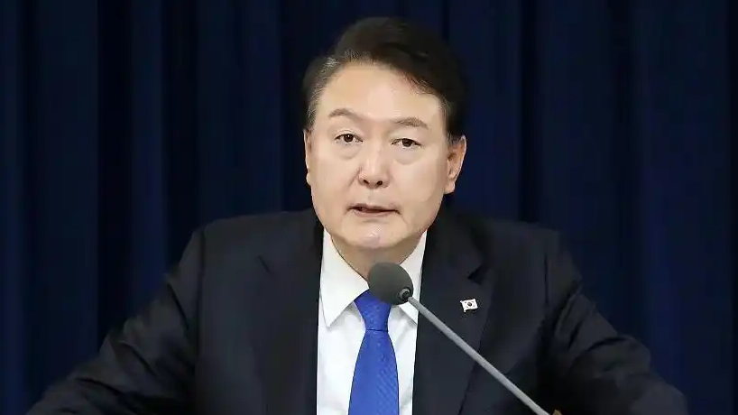 韩国最大在野党共同民主党以内乱罪告发尹锡悦，弹劾程序或将启动